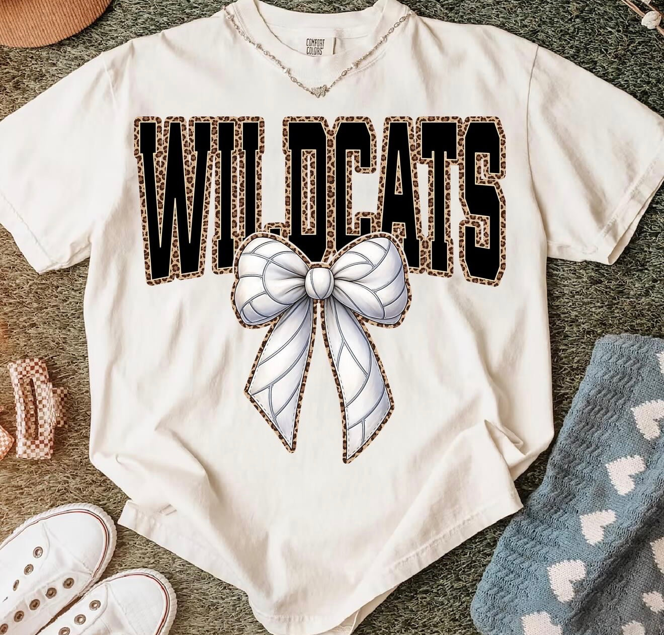 Wildcats- volleyball bow